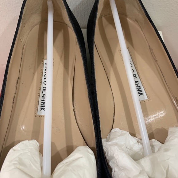 ❤️Authentic Manolo Blahnik Hangisi Flats Size 8❤️ - Picture 12 of 17
